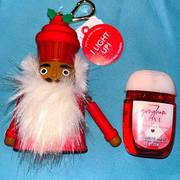 🆕 Bath & Body Works Nutcracker Anti-Bacterial Holder and Gingham Love Sanitizer - Picture 9 of 9